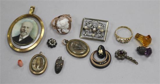 Mixed jewellery including an 18ct gold, white opal and diamond ring, a yellow metal cameo ring, diamond pendant etc